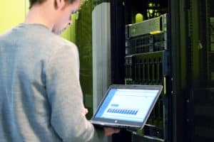 Wouter monitors infrastructure within managed services