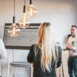 Jorn presentateert de Surface Hub 2